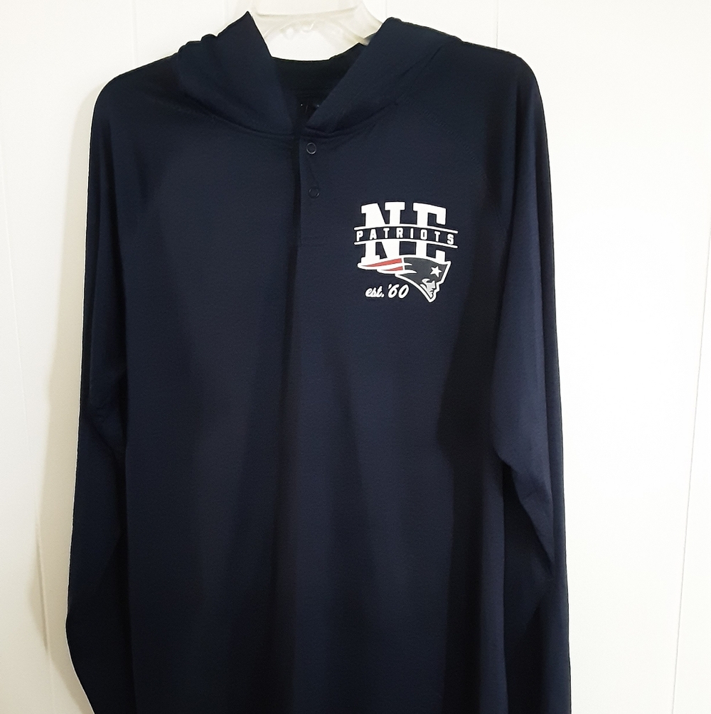NFL Patriots Navy Hoodie with Logo - Picture 11 of 11